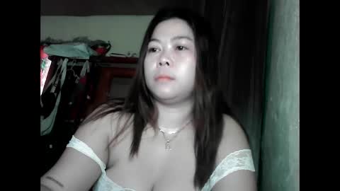 Snapshot of cute_slut09 chatting on 16, 5, 2026 Mimi online show from 16, 5, 2026