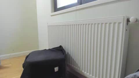 Anne-Marie  online show from 28, 2, 2025