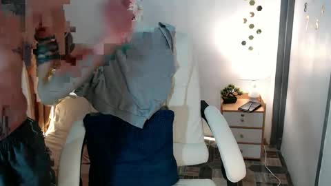 Steph online show from 24, 1, 2025