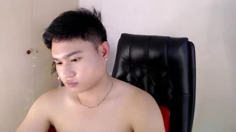 cuteasianlee online show from 6, 2, 2026