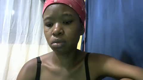 Snapshot of cutebrownie1998 chatting on 3, 3, 2025 VALLARY online show from 3, 3, 2025