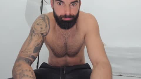 cuteeboy online show from 19, 2, 2025