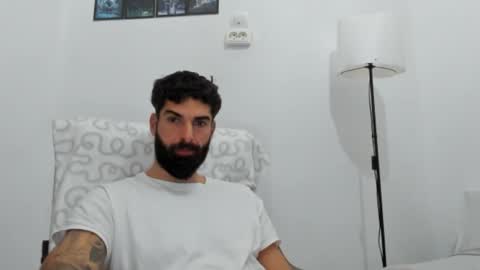 cuteeboy online show from 16, 12, 2025