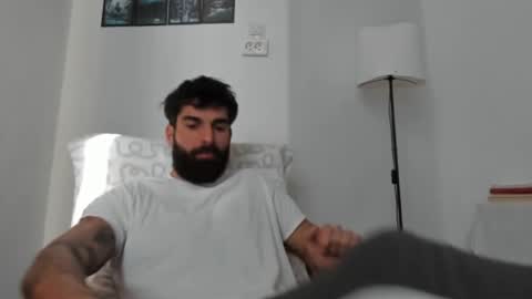 cuteeboy online show from 12, 1, 2026