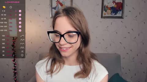 Snapshot of cutefluffy chatting on 14, 10, 2025 Melisa online show from 14, 10, 2025