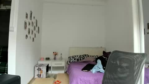 Snapshot of cutehana chatting on 9, 11, 2025 MADY online show from 9, 11, 2025