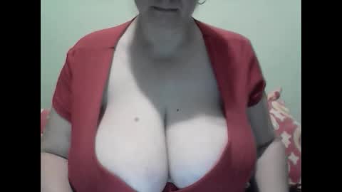 Snapshot of cutejessytom chatting on 15, 1, 2025 Jessy online show from 15, 1, 2025