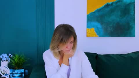 cutemirage online show from 3, 10, 2025