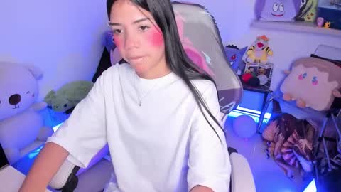 Snapshot of cutestephuwu chatting on 17, 10, 2025  - independent model online show from 17, 10, 2025