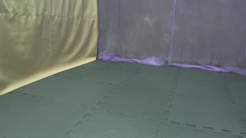 Snapshot of cutetinyasian143_ chatting on 20, 10, 2025 cutetinyasian143_ online show from 20, 10, 2025
