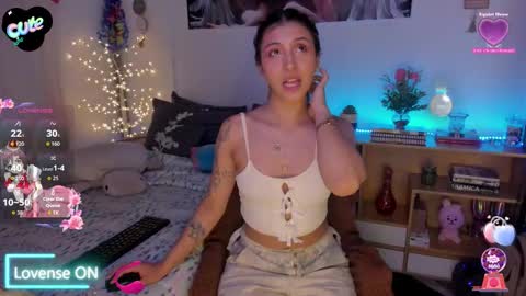 cuteweed420 online show from 25, 3, 2026