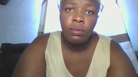Snapshot of cutey_mellanin chatting on 20, 10, 2025 cutey_mellanin online show from 20, 10, 2025