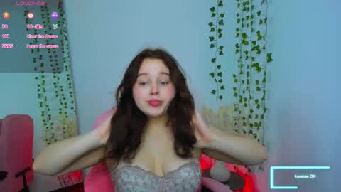 Snapshot of cutie__cutiee_ chatting on 19, 2, 2026 Nika online show from 19, 2, 2026