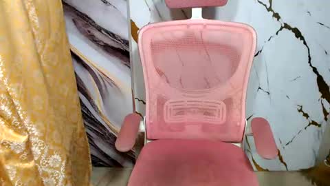 Snapshot of cutie_mico chatting on 17, 7, 2026 cutie_mico online show from 17, 7, 2026