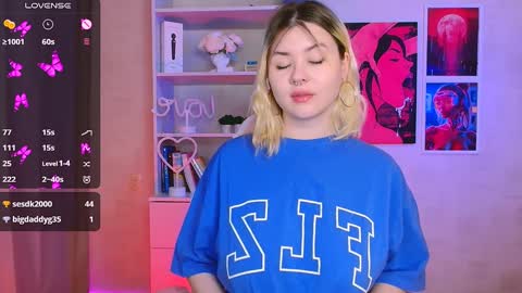 Snapshot of cutie_mili chatting on 13, 1, 2025 mili online show from 13, 1, 2025