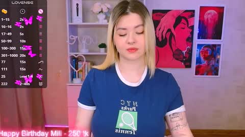 Snapshot of cutie_mili chatting on 27, 1, 2025 mili online show from 27, 1, 2025