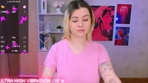 Snapshot of cutie_mili chatting on 31, 1, 2025 mili online show from 31, 1, 2025