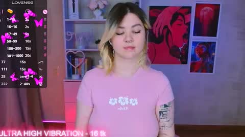 Snapshot of cutie_mili chatting on 10, 2, 2025 mili online show from 10, 2, 2025