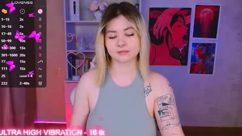 Snapshot of cutie_mili chatting on 10, 2, 2025 mili online show from 10, 2, 2025