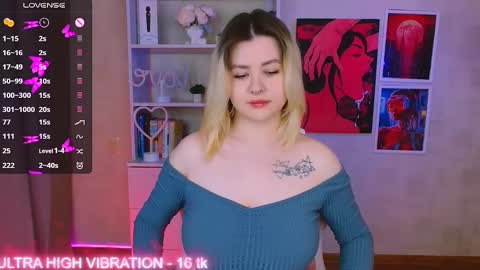 Snapshot of cutie_mili chatting on 14, 2, 2025 mili online show from 14, 2, 2025