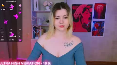 Snapshot of cutie_mili chatting on 15, 2, 2025 mili online show from 15, 2, 2025
