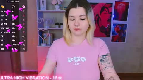 Snapshot of cutie_mili chatting on 26, 2, 2025 mili online show from 26, 2, 2025
