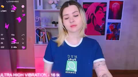 Snapshot of cutie_mili chatting on 28, 2, 2025 mili online show from 28, 2, 2025