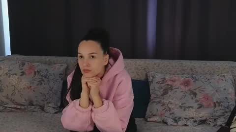 Trisha  online show from 15, 4, 2026