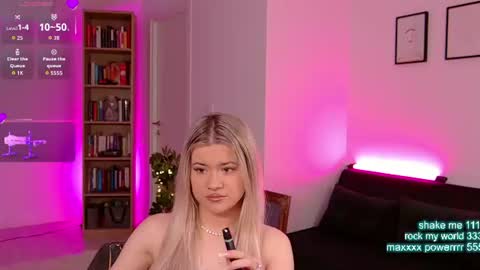 cutiepie69__ online show from 20, 6, 2026