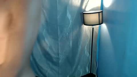 Snapshot of cutiewalter chatting on 22, 6, 2026 cutiewalter online show from 22, 6, 2026