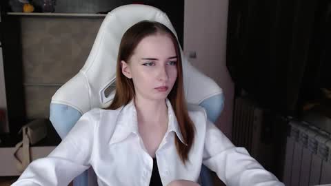 Snapshot of cutti_crystal chatting on 19, 2, 2026 Cutti Crystal online show from 19, 2, 2026