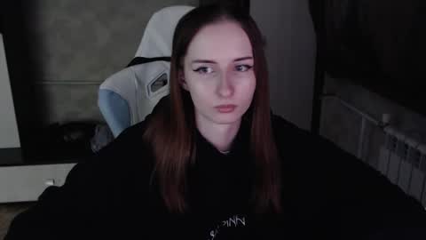 Snapshot of cutti_crystal chatting on 24, 2, 2026 Cutti Crystal online show from 24, 2, 2026