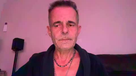 cwaddle online show from 30, 1, 2025