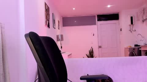 Cyan online show from 4, 6, 2026