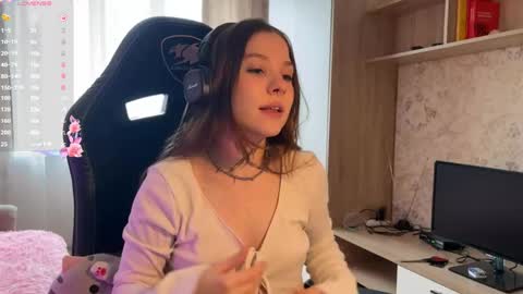 cyber_shawty online show from 27, 4, 2026