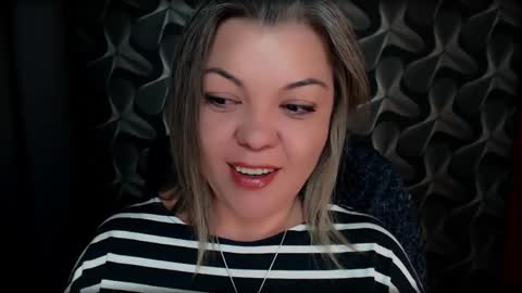 Snapshot of cyberdomme chatting on 10, 3, 2025 Full time mean bitch. online show from 10, 3, 2025