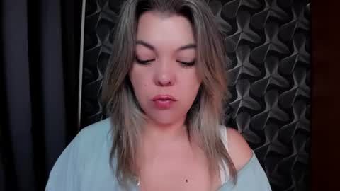 Snapshot of cyberdomme chatting on 17, 6, 2026 Full time mean bitch. online show from 17, 6, 2026