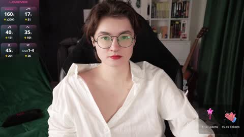 Helen Blossom online show from 26, 12, 2024