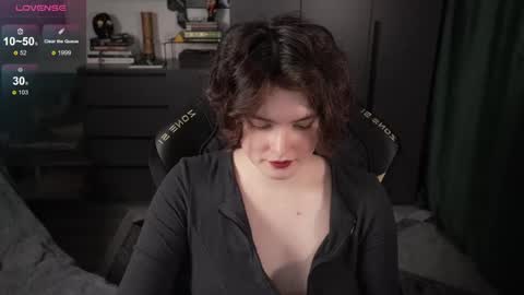 Helen Blossom online show from 31, 5, 2026