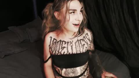 Nikki online show from 5, 12, 2024