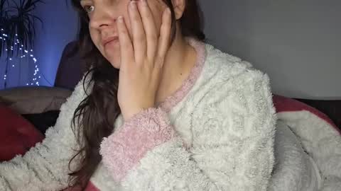 Cyndee Winter online show from 22, 10, 2025