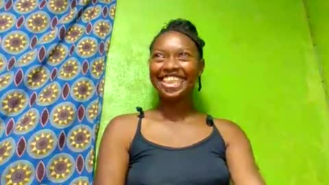 Snapshot of cynthia233365 chatting on 30, 5, 2026 cynthia233365 online show from 30, 5, 2026
