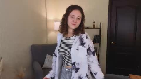 Snapshot of cynthia_myers chatting on 20, 10, 2025 Lola online show from 20, 10, 2025
