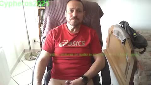 Snapshot of cypheros2025 chatting on 20, 2, 2025 Chris online show from 20, 2, 2025