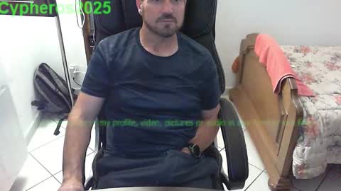 Snapshot of cypheros2025 chatting on 14, 9, 2025 Chris online show from 14, 9, 2025