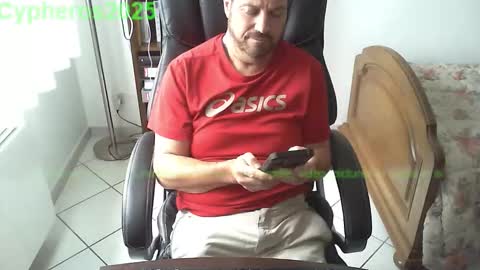 Snapshot of cypheros2025 chatting on 1, 10, 2025 Chris online show from 1, 10, 2025