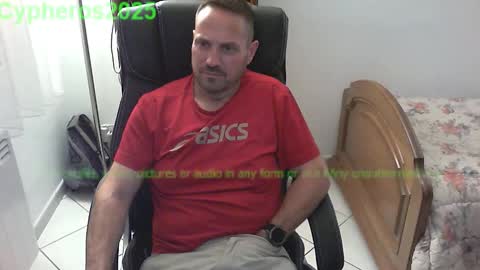Snapshot of cypheros2025 chatting on 6, 10, 2025 Chris online show from 6, 10, 2025