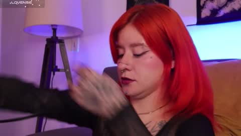 Snapshot of daarlene chatting on 1, 10, 2025 Darlene online show from 1, 10, 2025