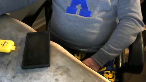 Snapshot of daddiessissyboy chatting on 13, 12, 2024 daddiessissyboy online show from 13, 12, 2024