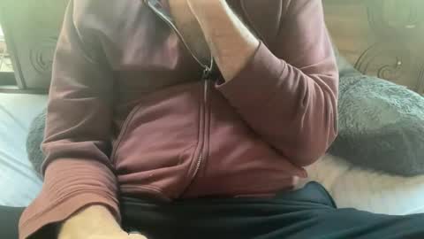 daddnextdoor online show from 19, 9, 2025